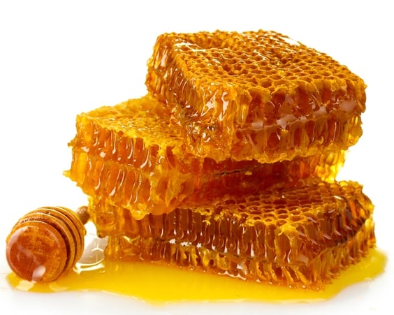 Подтягивающая маска с медом